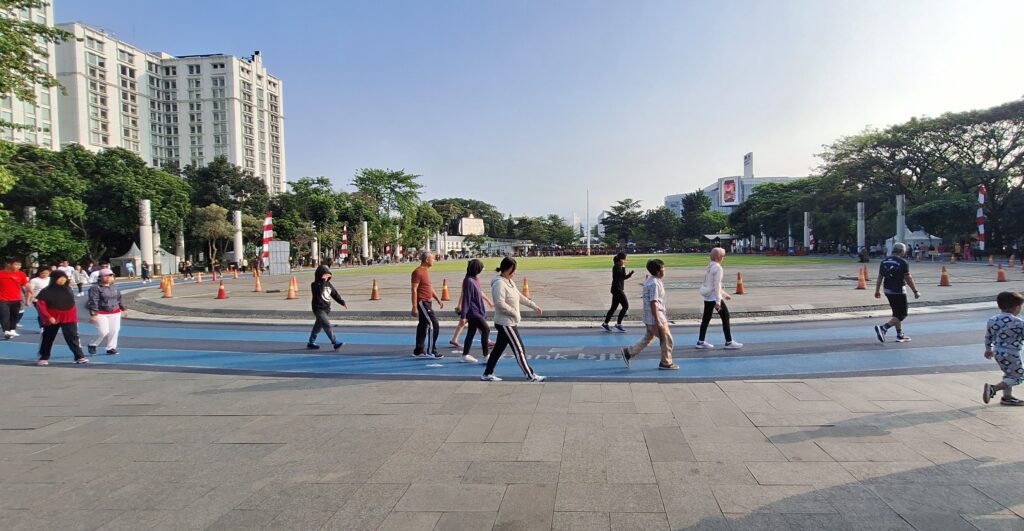 lari pagi lapangan gasibu